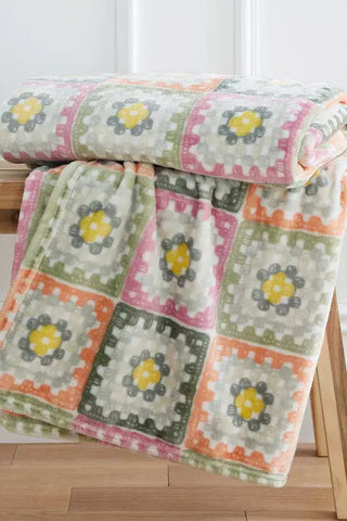 Catherine Lansfield Crochet Print Throw Green